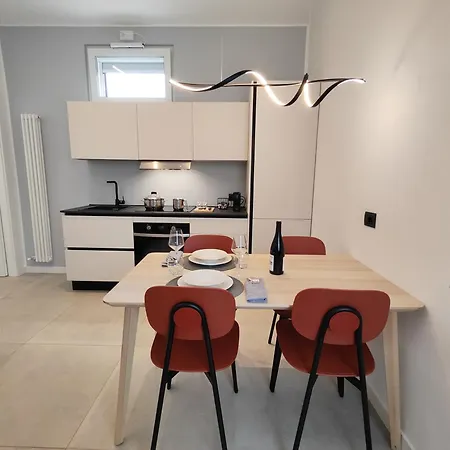 Jasmine Malpensa & Busto Center Appartement Busto Arsizio Kamer foto